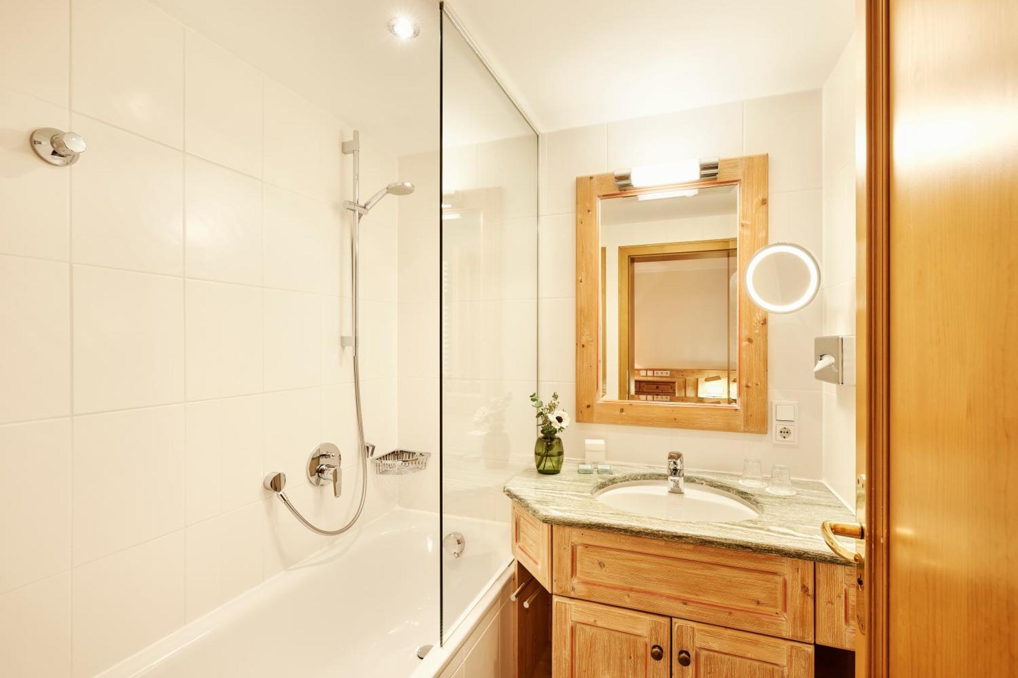 לכברוק Hotel Auf Der Gsteig Gmbh מראה חיצוני תמונה